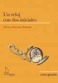 Un reloj con dos iniciales (Letra grande)